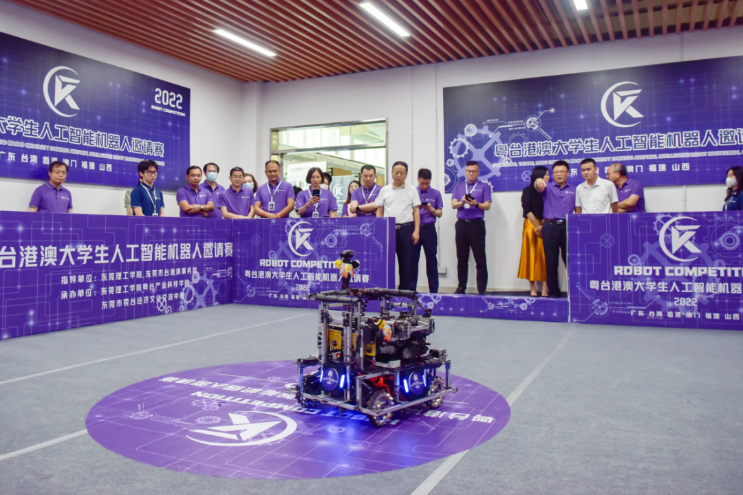 2022年6月受邀担任“粤台港澳高校人工智能机器人邀请赛”评委，jinnianhui科技抛出“校企合作”橄榄枝   2022年6月29号